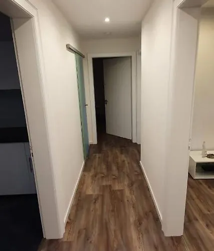 Jung * Kamp-Lintfort